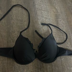 Black cupped Victoria’s Secret bikini top
